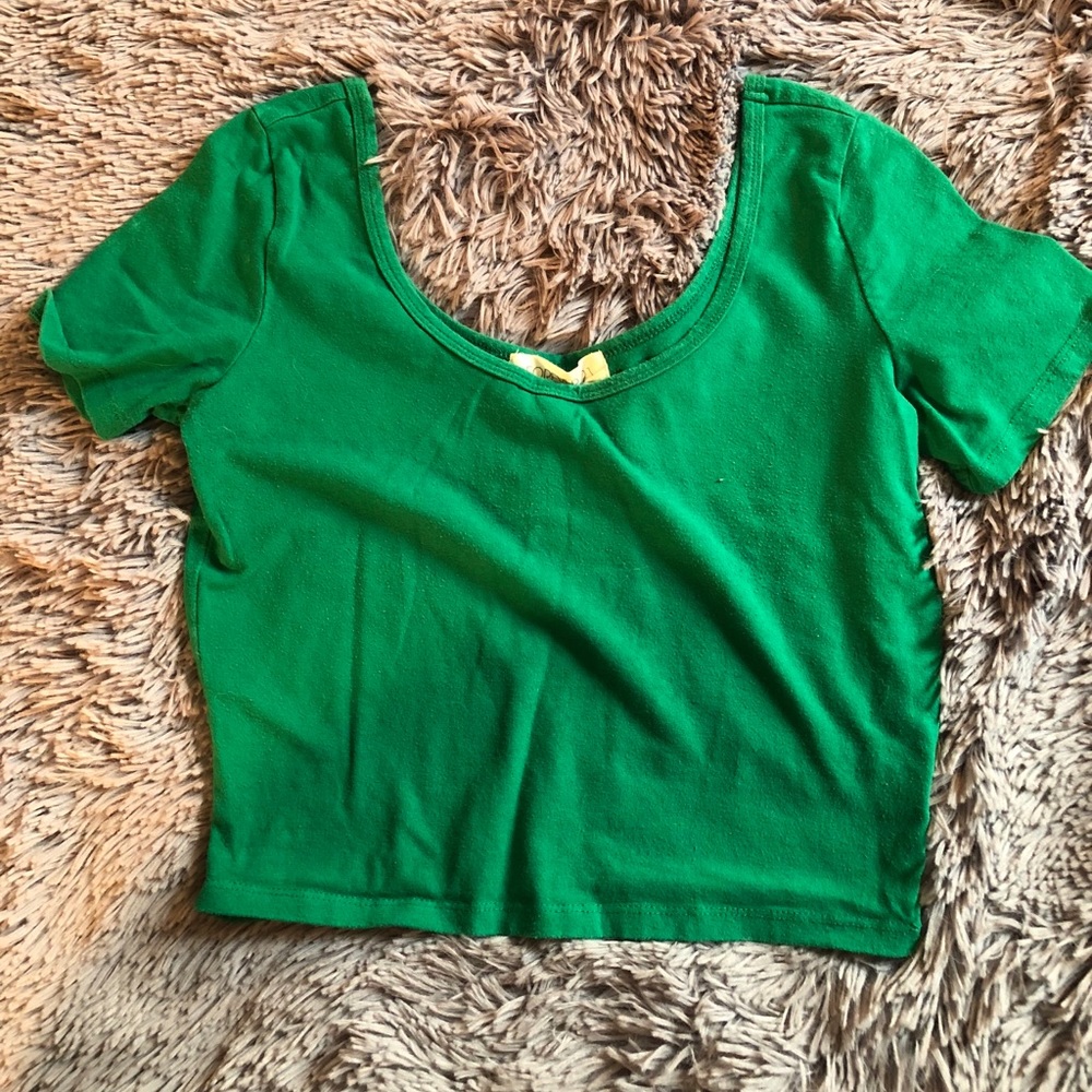 Green crop top